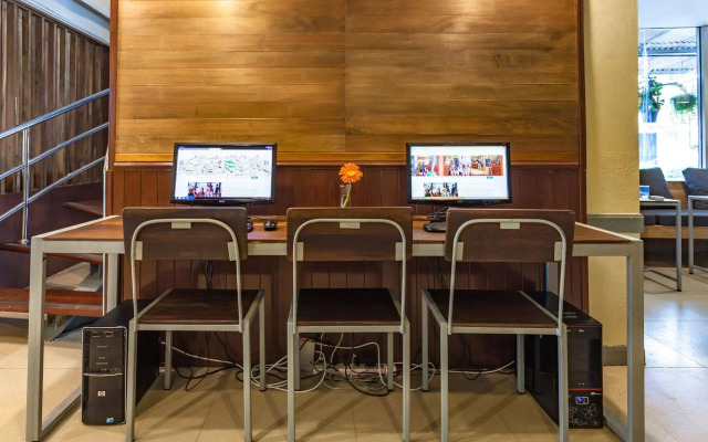 New Road Guest House