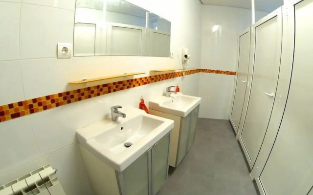 LeonHostel
