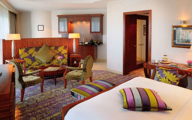 Qabila Westbay Hotel
