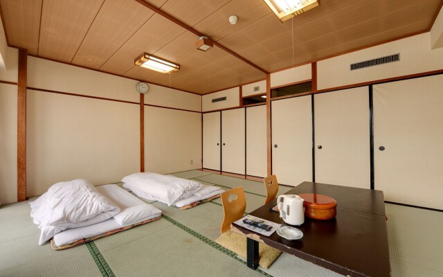 Hotel Omiya