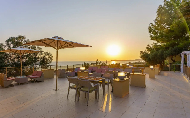 Greek Pride Cronwell Rahoni