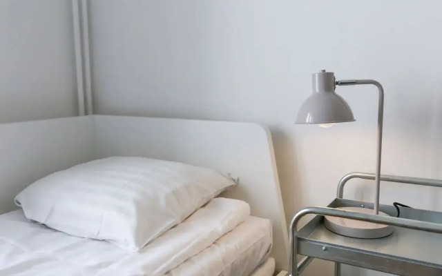 WeHost Pieni Roobertinkatu Small 13