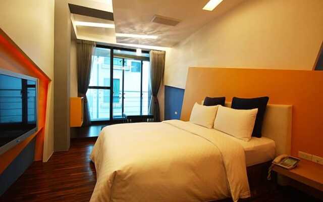 Gold Sandy Beach Hotel