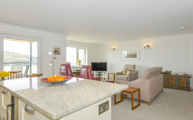 14 Burgh Island, Kingsbridge