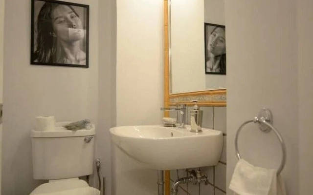 New Superb & Luminous 2 Bedroom Apartment