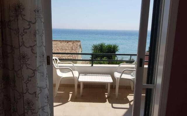 Corfu Glyfada Apartment 87