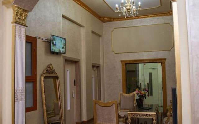 New Grand Royal Hotel