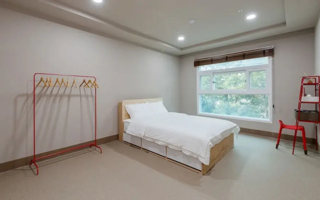Yeongheungdo Tour Pension