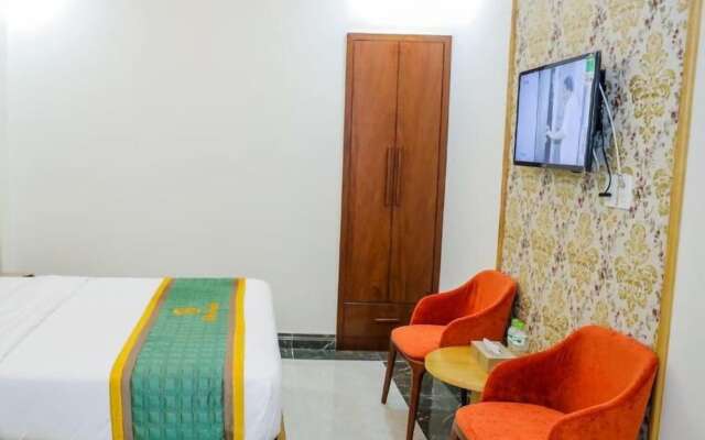 Silk Hotel