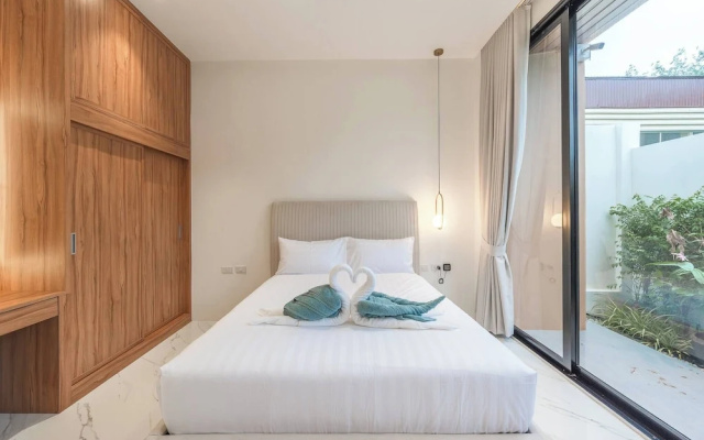 New Pool Villa With Fitness and Tennis Court