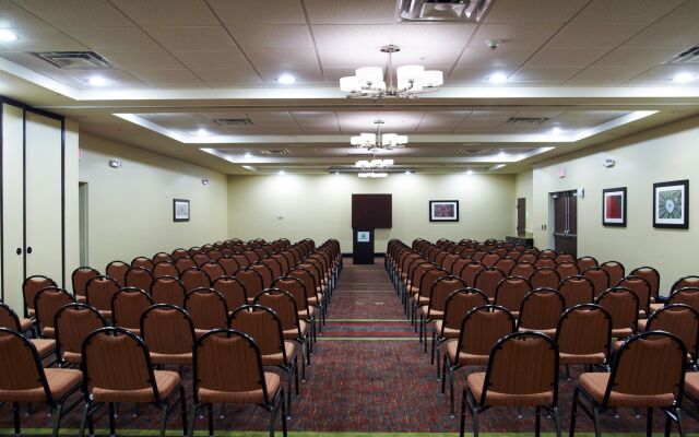 Holiday Inn Birmingham - Hoover by IHG