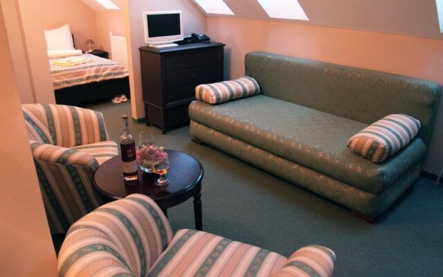 Boutique Hotel Empress