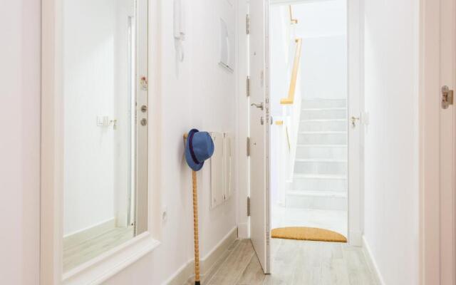 Nueva ALMUDENA Apartment by Cadiz4Rentals