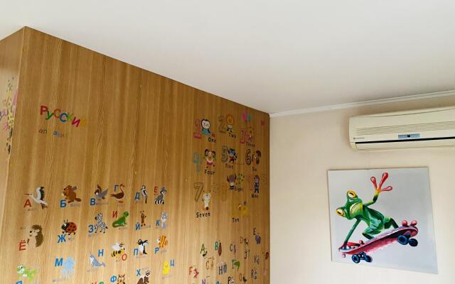 Апартаменты на улице Коллективная 4