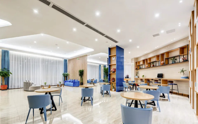 VX Hainan Dongfang City Dongfang Haijun Hotel