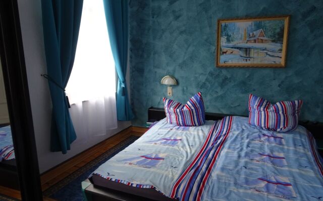 Villa Imperia, Museums-Hotel