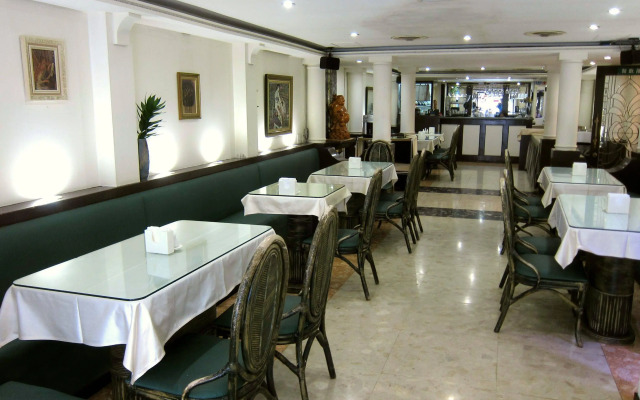 Dahshin Hotel