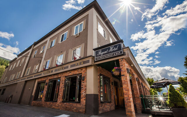 hotelImage