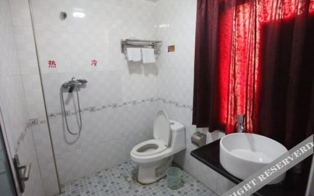 Nanchang Xinjian 369 Hotel (Xinjian No.2 Middle Chest Hospital Shop)