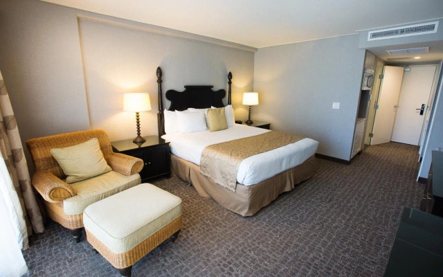 Polynesian Residences Waikiki Beach