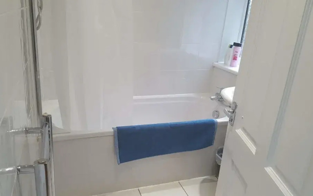 Dragon - Muirdrum House 3 Bedroom Home