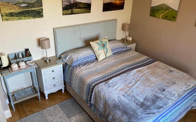 Orchard Side Bed and Breakfast