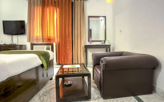 Treebo Trip Casa Cyber DLF phase 3