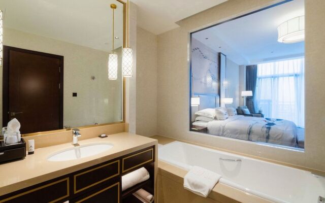 Wuhu Macrolink Legend Hotel