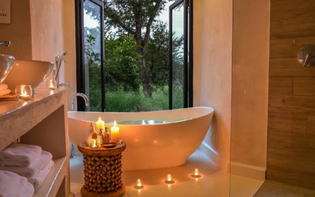 Lion Sands River Lodge