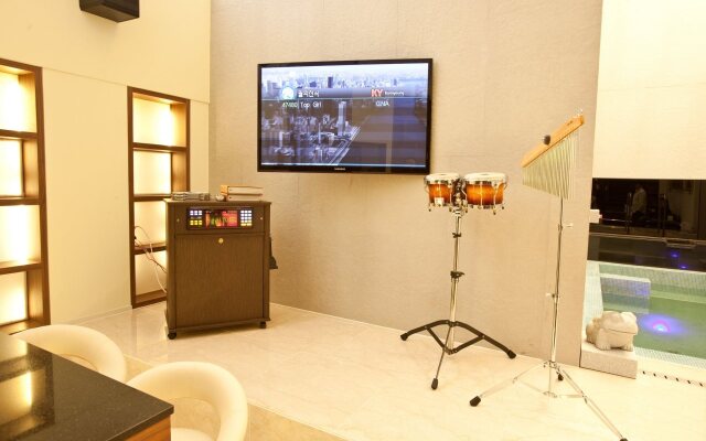Yuwon Hotel