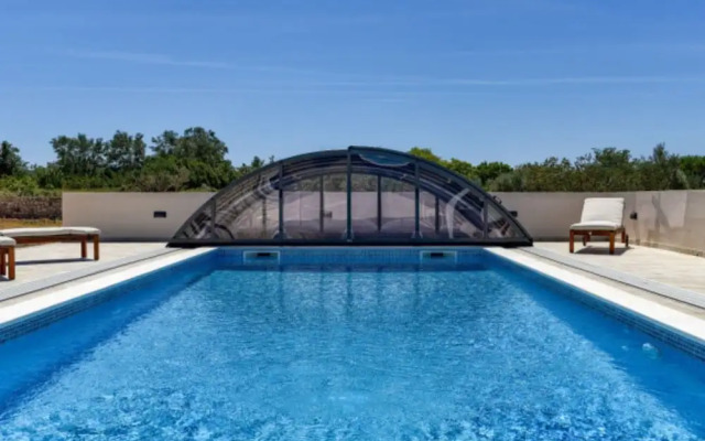 Rustic Villa Perosa With Heated Pool