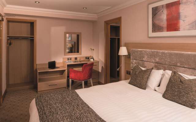 Carlton Hotel