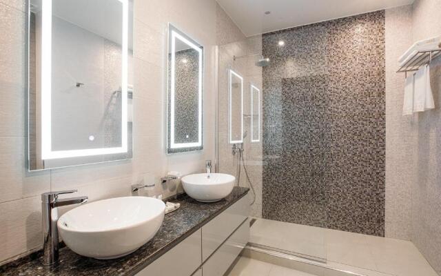LETO Boutique Hotel
