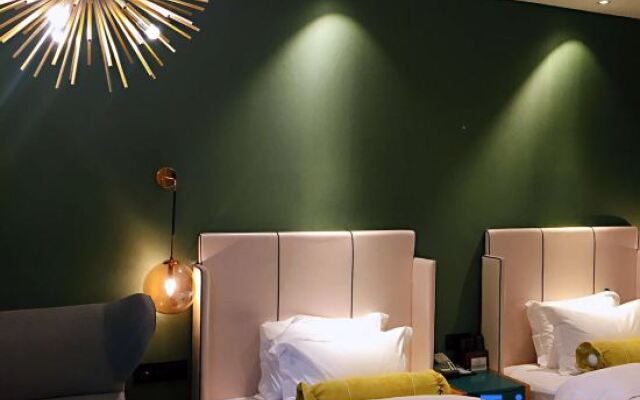 Huayang International Hotel