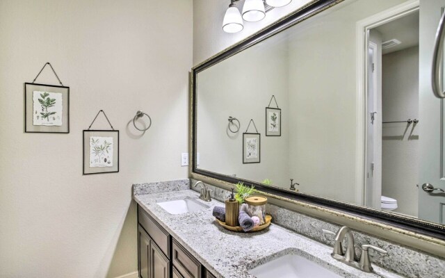 Spacious Cypress Home in Fairfield Community!