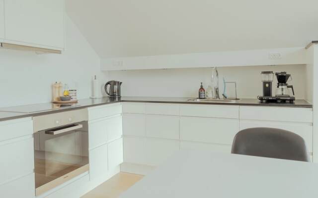 Stunning Views / Penthouse / Decorative / Parking