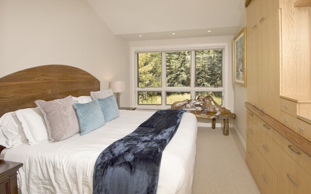 Coldstream Townhome 38