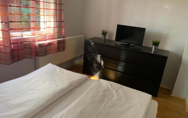 Csuka48 Apartman