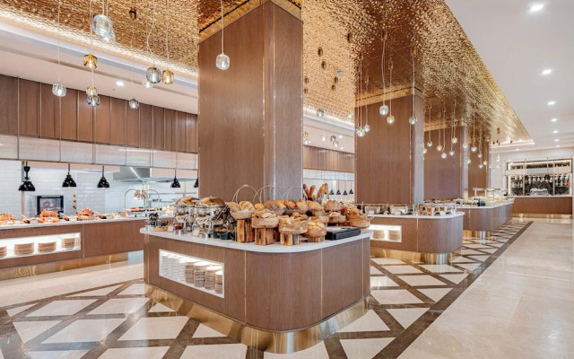 Merit Park Hotel Casino & SPA