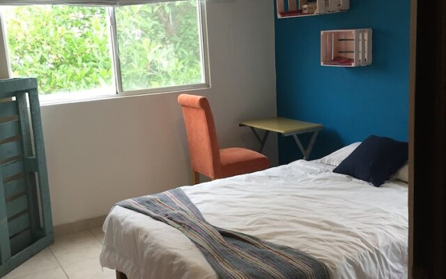 downtown apartment in fractionation with pool and air conditioners