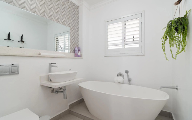 Long Island 22 (Family Only)