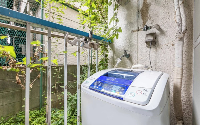 Esterrace Osaka West