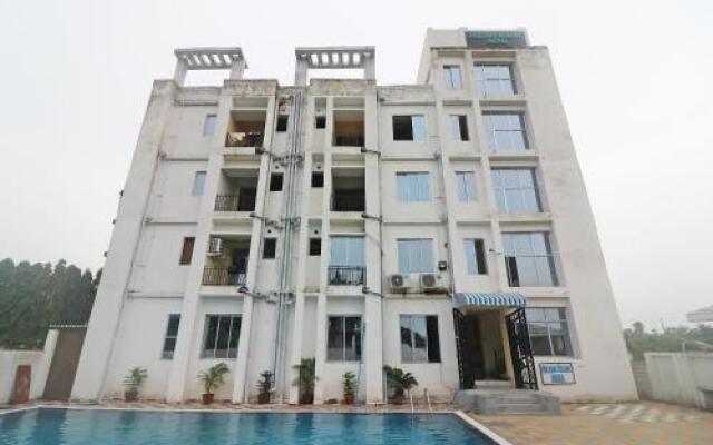 OYO 13615 Holiday Resort Digha