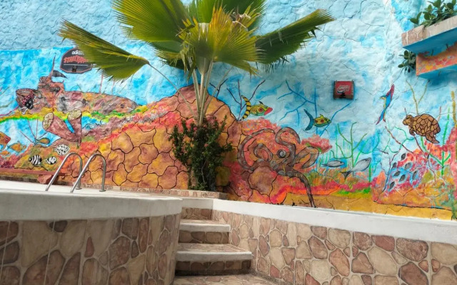 Hotel Plaza Confort Inn