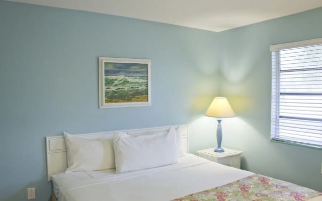 Seaspray Surf Lodge