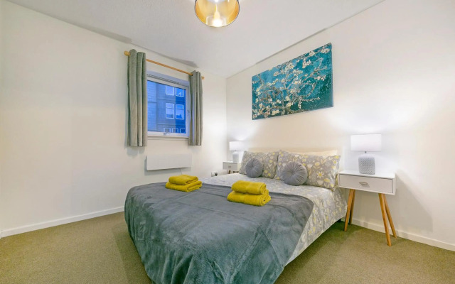 Castle Terrace - Resident Parking - Panoramic Views