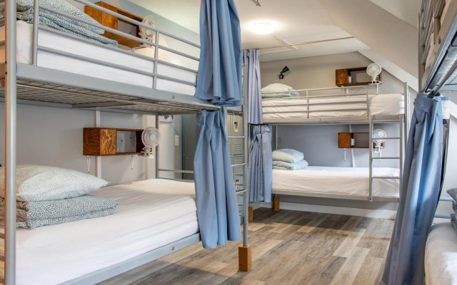 Samesun Banff - Hostel