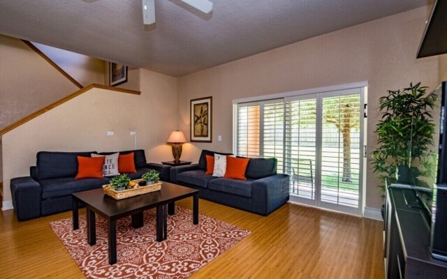 Calabria Villa Regal Palms 3
