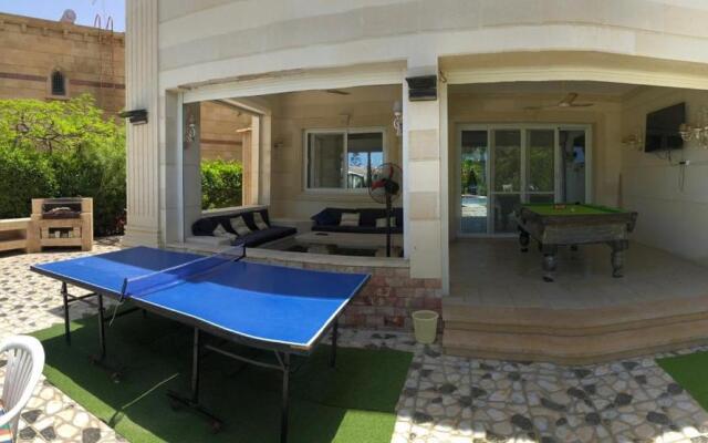 فيلا للإيجار اليومي والاسبوعي والشهري في مارينا 5