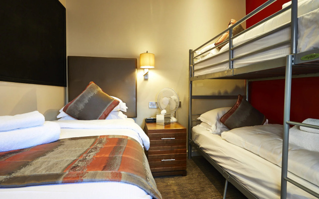 Dean Court Hotel